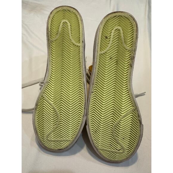 Nike Blazer Mid ’77 Leather High-Top Sneakers Beige White Women’s Size 6 - Picture 4 of 5